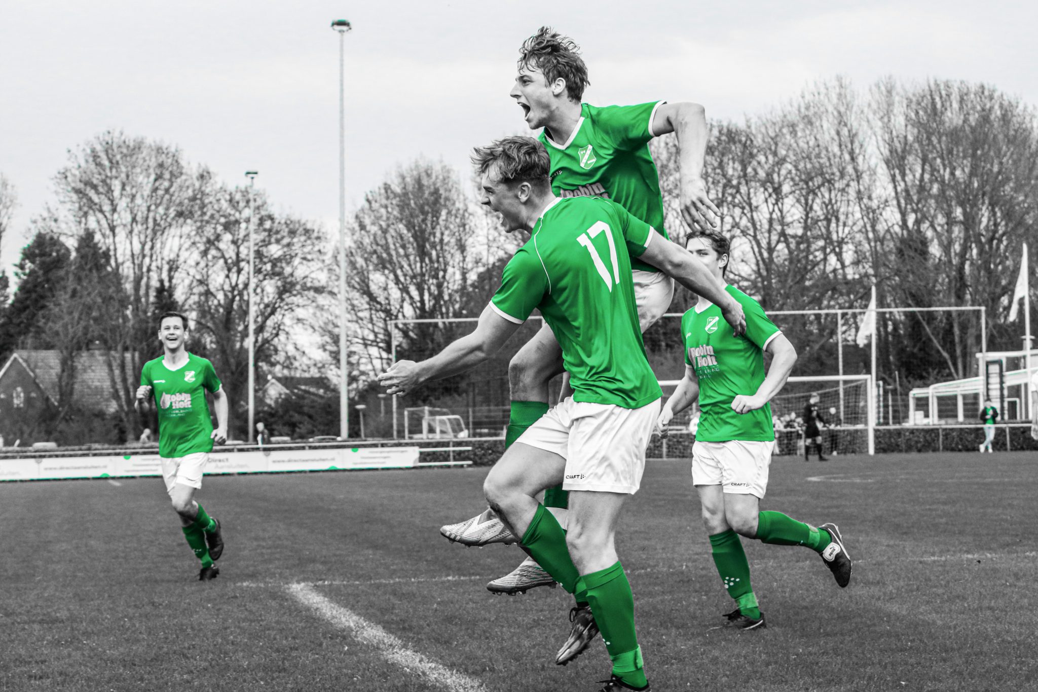 Hattrick Bas velt Bruchterveld | SVVN